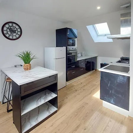 2 Bedroom Awesome In * Conlie